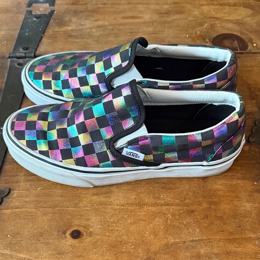 Vans Kids Slip-On Checkerboard Sneakers in Black with Iridescent Multi Colors - Picture 2 of 3